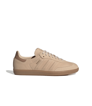 IG1243_1_FOOTWEAR_Photography_Side Lateral Center View_white
